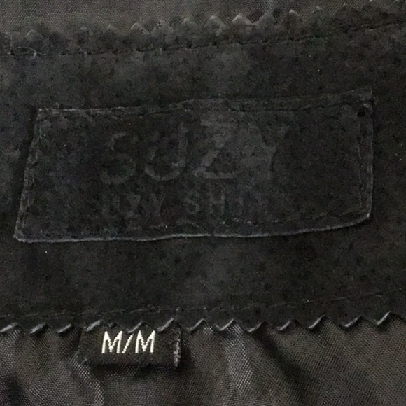 BLACK suede fitted cropped jacket medium - Picture 6 of 6